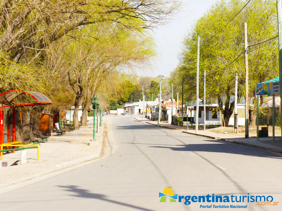 La Ciudad de Alpa Corral - Imagen: Argentinaturismo.com.ar