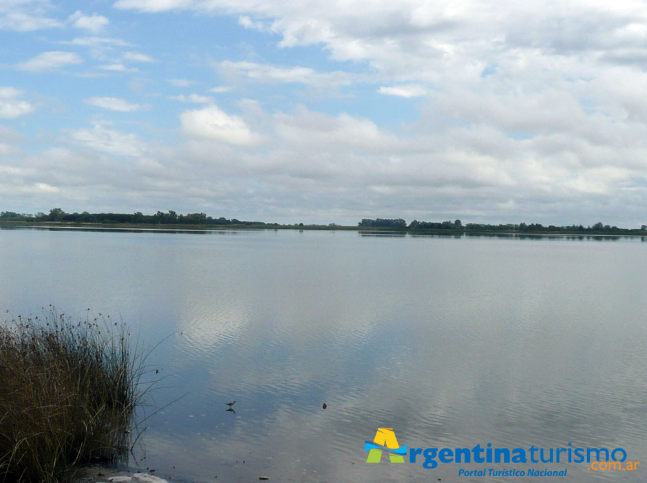 Pesca Deportiva en Bragado - Imagen: Argentinaturismo.com.ar