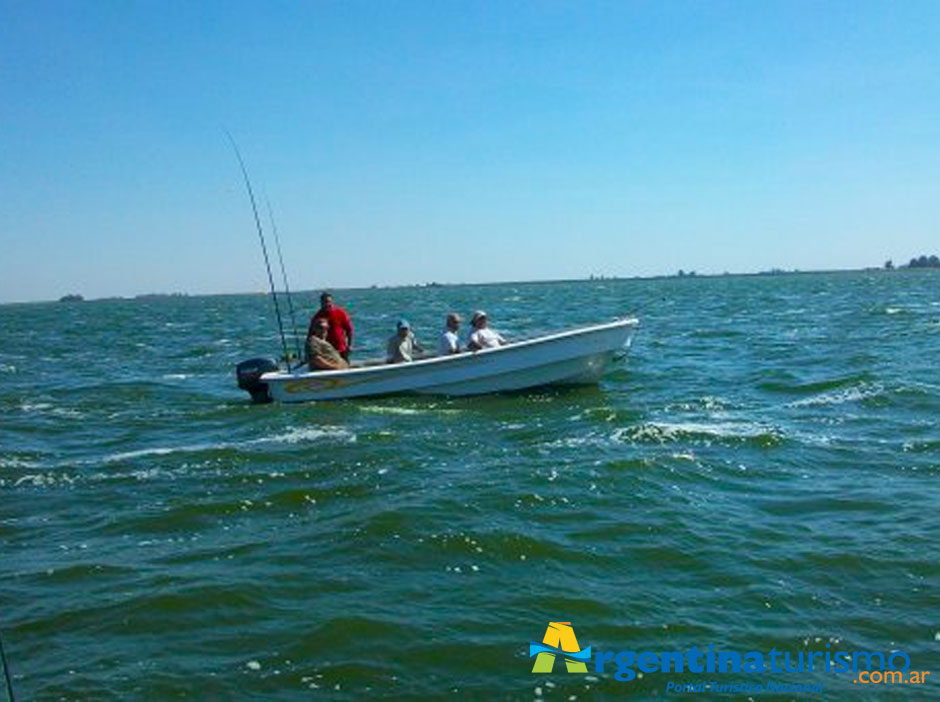 Pesca Deportiva en Pila - Imagen: Argentinaturismo.com.ar