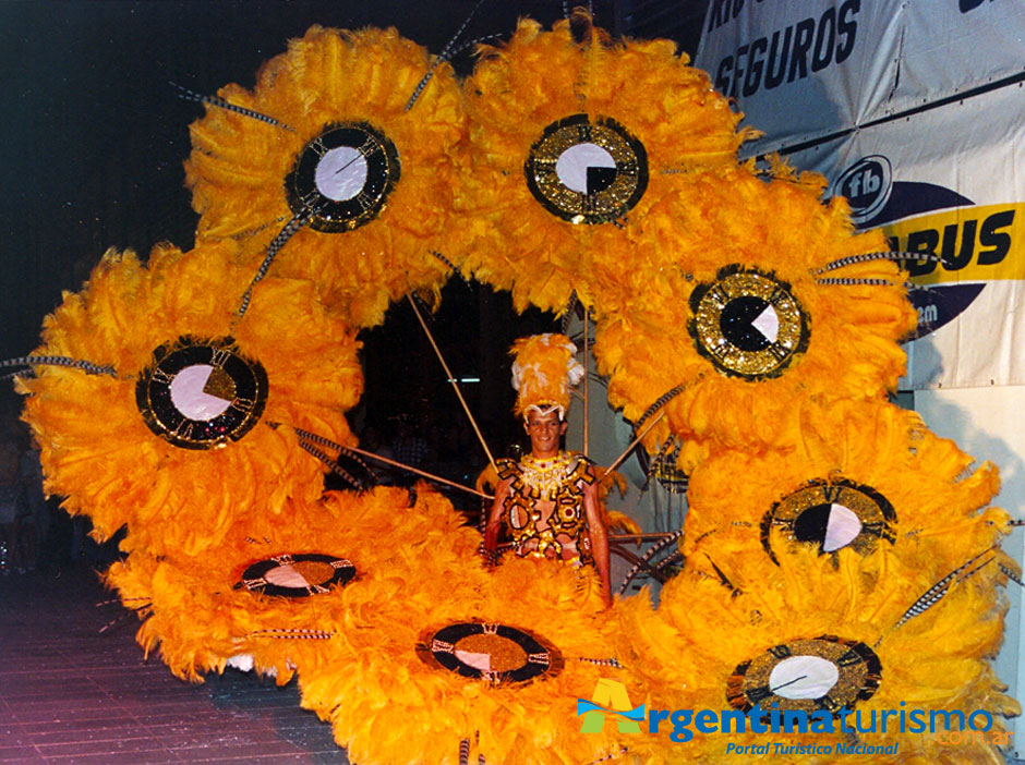 Carnaval de Concepcin del Uruguay - Imagen: Argentinaturismo.com.ar