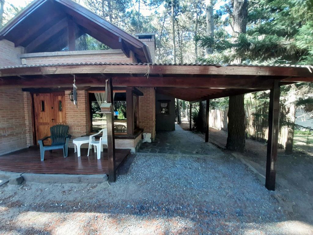 Chalet Los Claveles de Costa del Este, Argentina, Buenos Aires, Costa