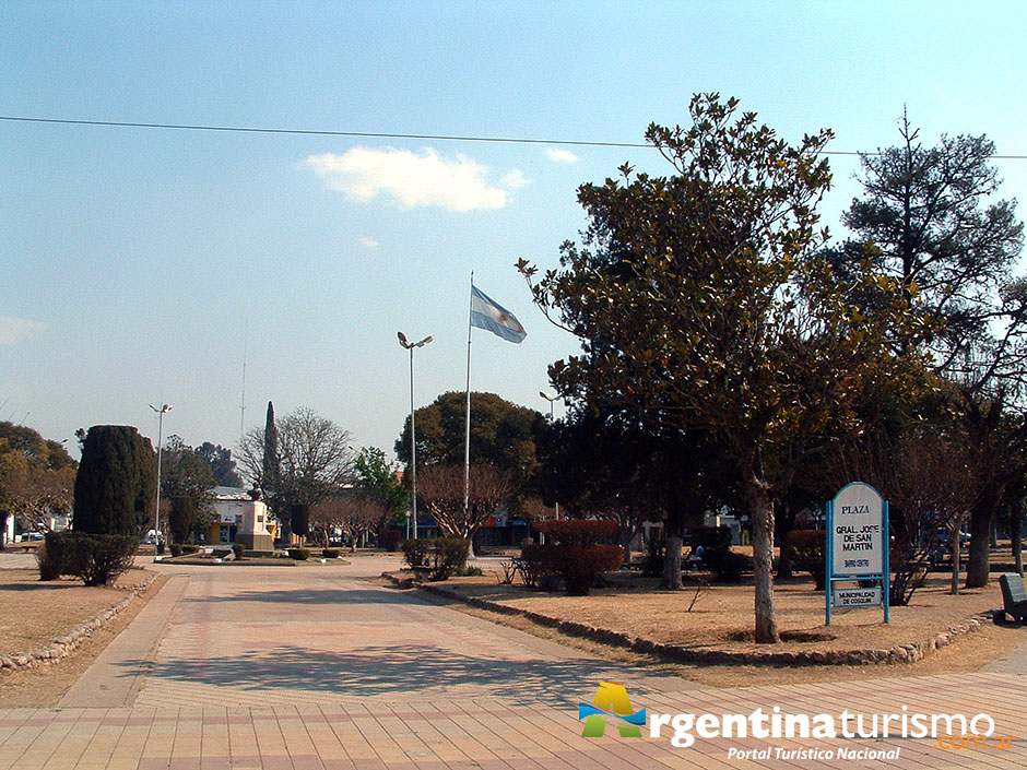 La Ciudad de Cosqun - Imagen: Argentinaturismo.com.ar