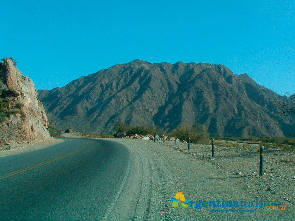 Circuito Turstico de Famatina - Imagen: Argentinaturismo.com.ar
