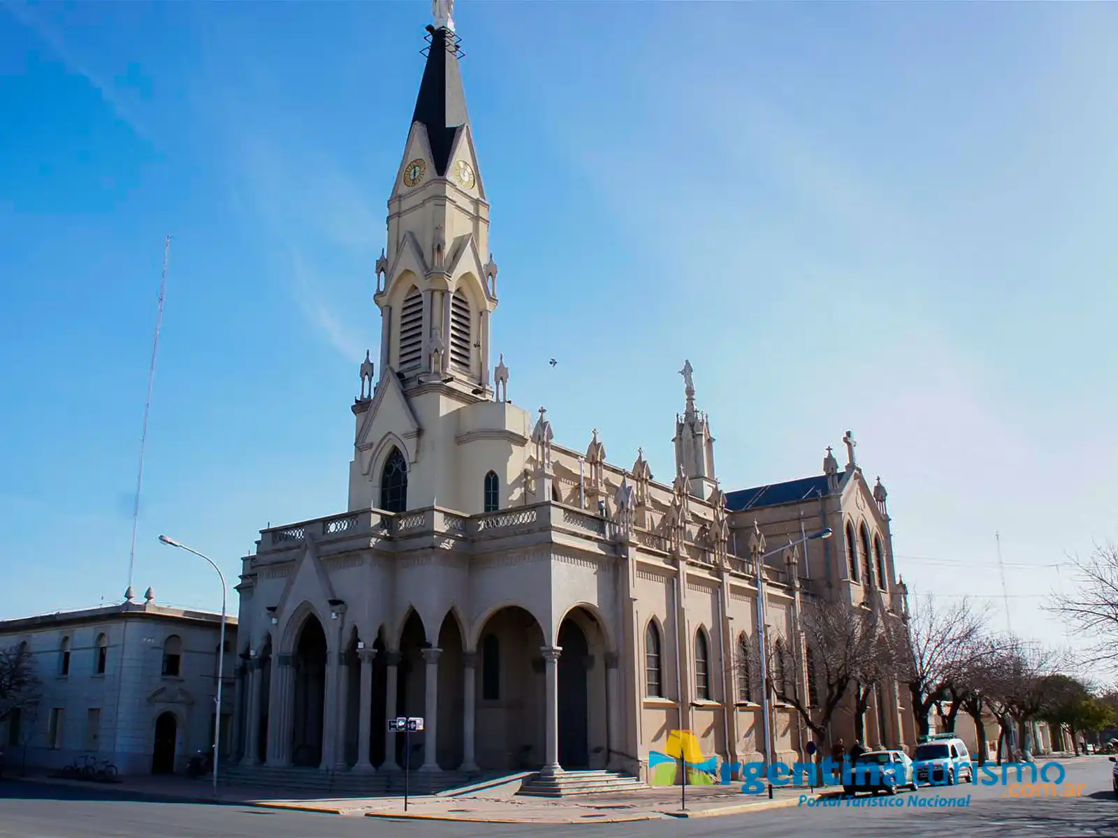 Otra vista de Historia de Laboulaye