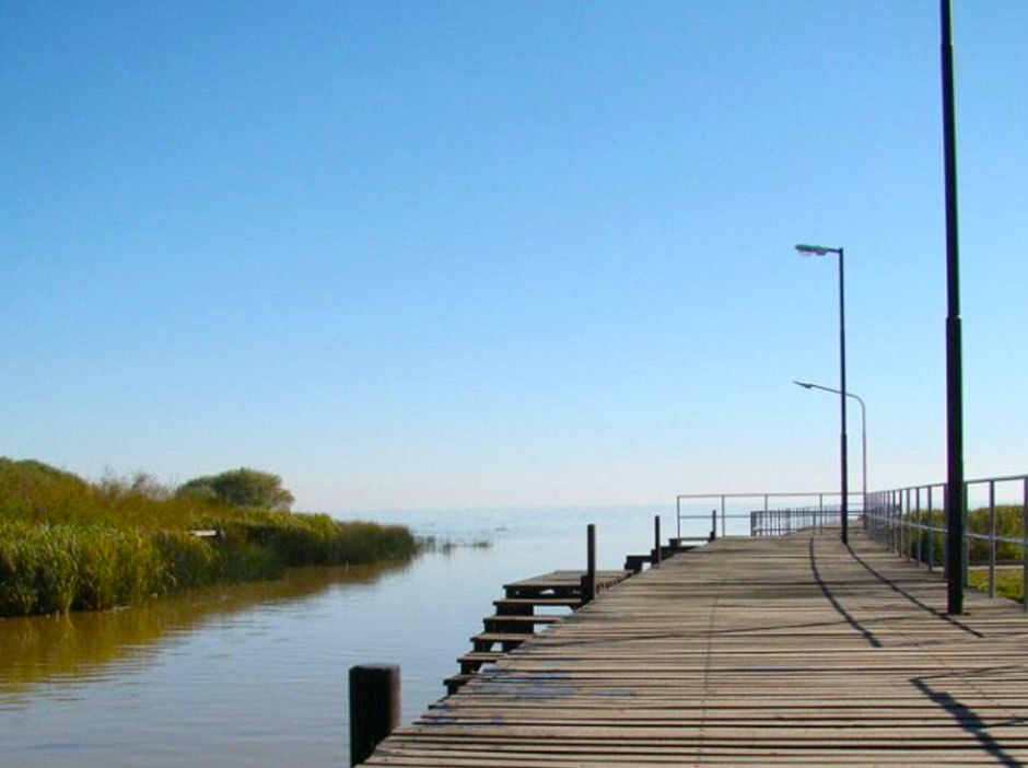 Pesca Deportiva en Magdalena - Imagen: Argentinaturismo.com.ar