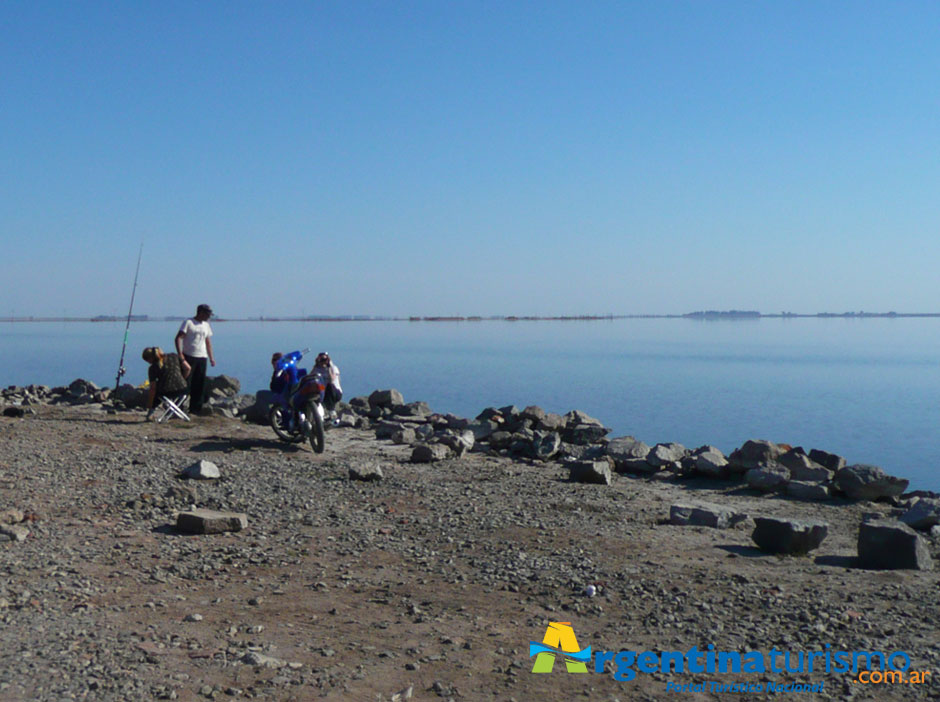 Pesca Deportiva de Melincue - Imagen: Argentinaturismo.com.ar