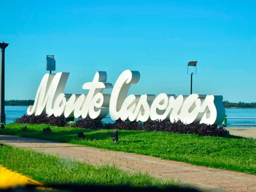 La Ciudad de Monte Caseros - Imagen: Argentinaturismo.com.ar