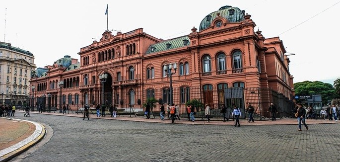 Imagesource:https://pixabay.com/photos/casa-rosada-argentina-buenos-aires-907344/
License:PixabayLicense. Free forcommercial use. No attributionrequired