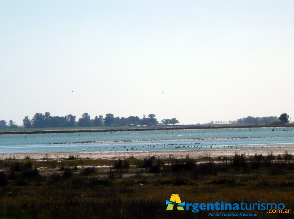 Pesca Deportiva en Pehuaj - Imagen: Argentinaturismo.com.ar