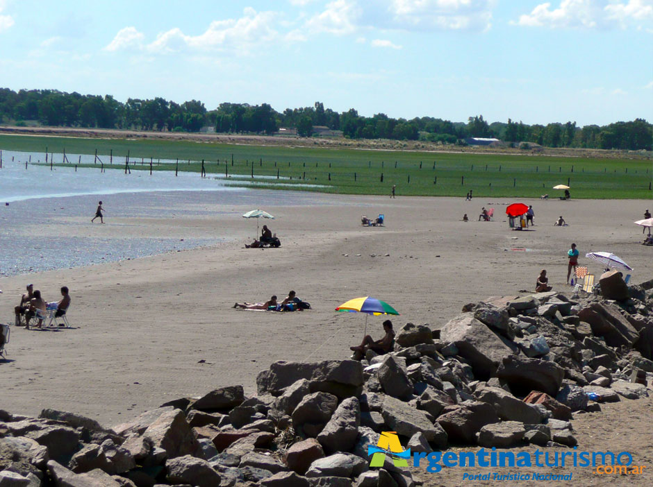 Playas y Balnearios en Punta Alta - Imagen: Argentinaturismo.com.ar