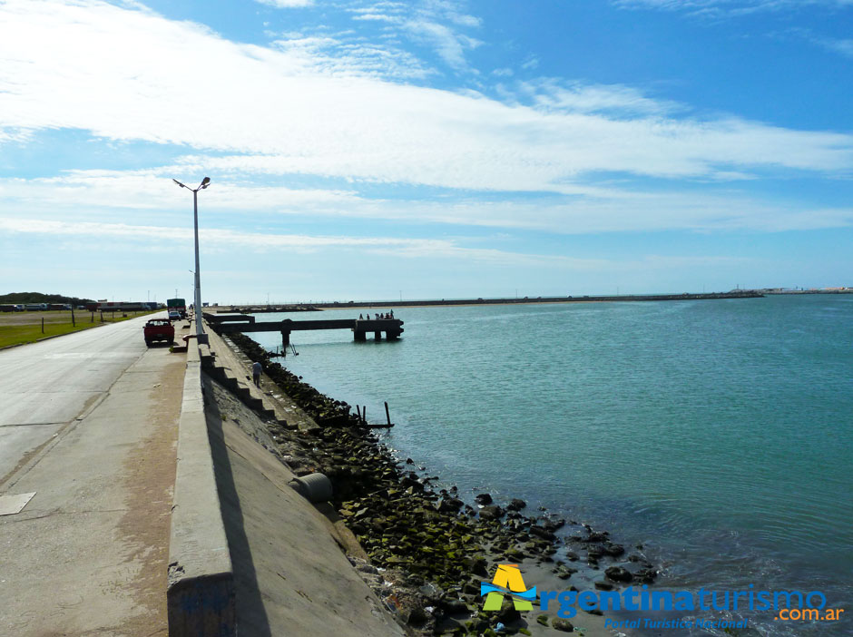 Pesca Deportiva en Quequn - Imagen: Argentinaturismo.com.ar