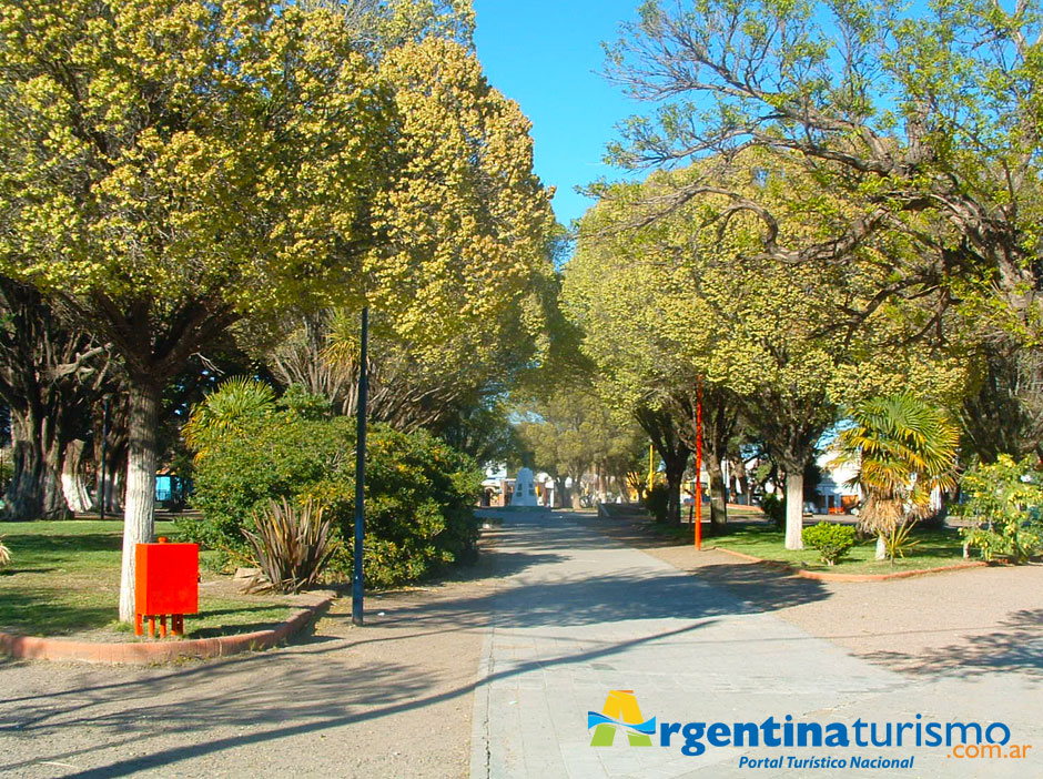 La Ciudad de Ro Colorado - Imagen: Argentinaturismo.com.ar