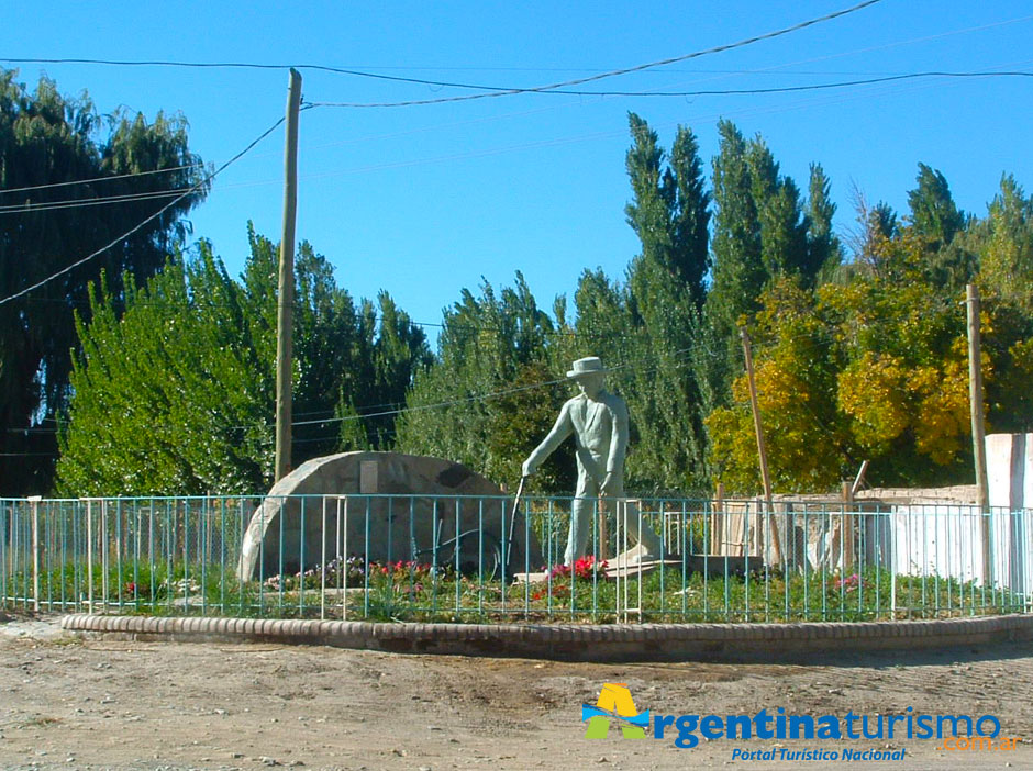 La Ciudad de Rodeo - Imagen: Argentinaturismo.com.ar