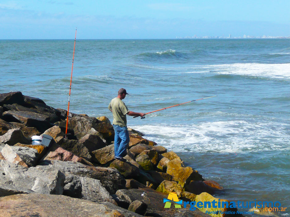 Pesca Deportiva de Santa Clara del Mar - Imagen: Argentinaturismo.com.ar