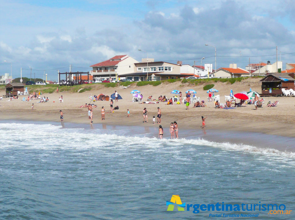 Playas y Balnearios en Santa Clara del Mar - Imagen: Argentinaturismo.com.ar