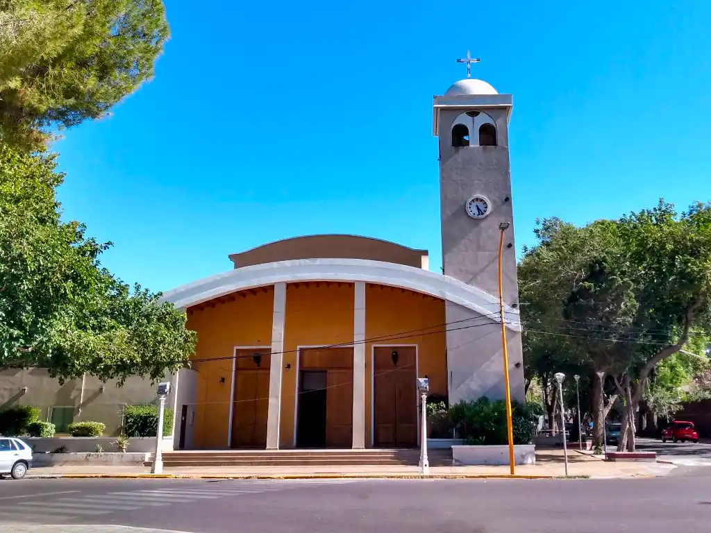 Paisajes rurales, viñedos y espacios recreativos en Santa Lucía, San Juan