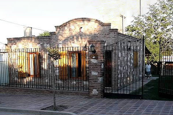 Los Nonos Albino y Annita Departamentos y Casas