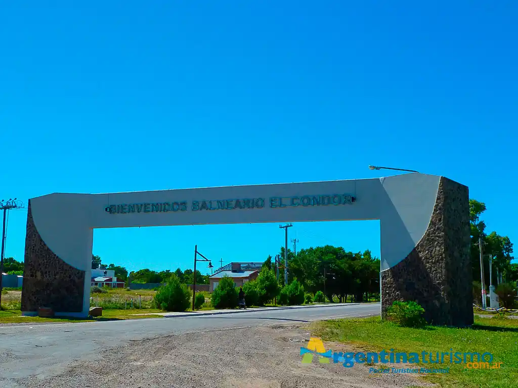 La Ciudad de Villa El C�ndor - Imagen: Argentinaturismo.com.ar