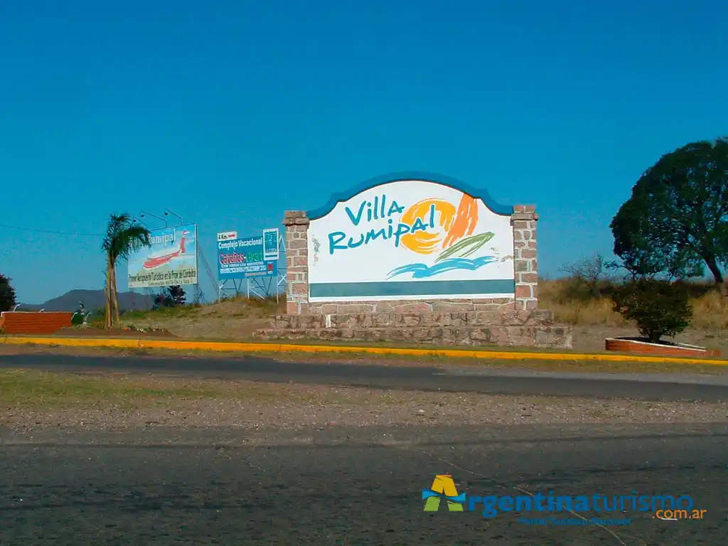 La Ciudad de Villa Rumipal - Imagen: Argentinaturismo.com.ar